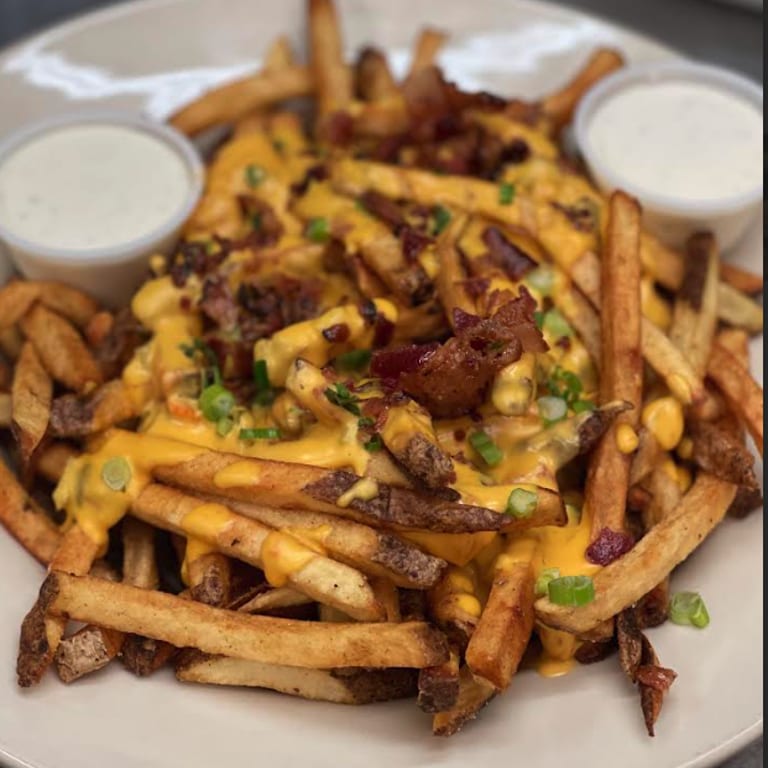 Crunchy Fried Pickles: A Tasty Sports Bar Snack